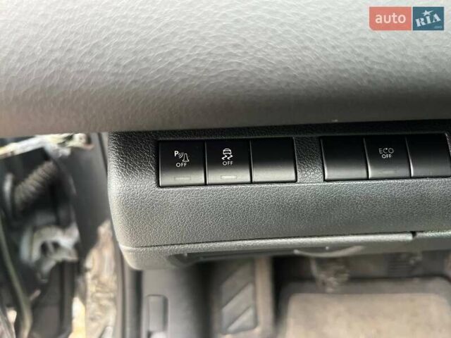 Сірий Пежо 5008, об'ємом двигуна 1.6 л та пробігом 202 тис. км за 10699 $, фото 22 на Automoto.ua