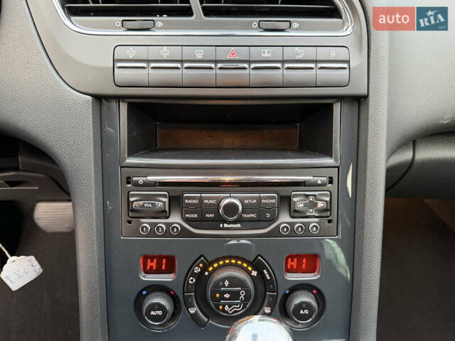 Сірий Пежо 5008, об'ємом двигуна 1.6 л та пробігом 200 тис. км за 12300 $, фото 65 на Automoto.ua