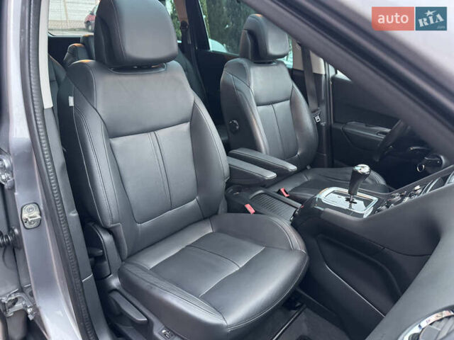 Сірий Пежо 5008, об'ємом двигуна 1.6 л та пробігом 223 тис. км за 10750 $, фото 94 на Automoto.ua