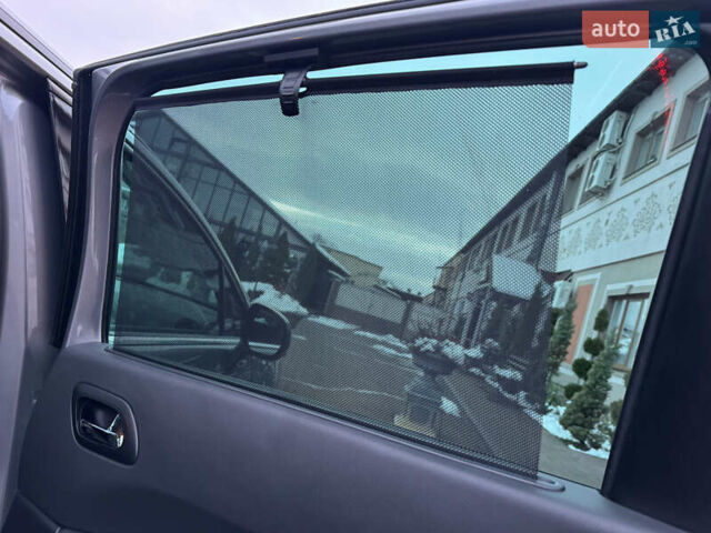 Сірий Пежо 5008, об'ємом двигуна 1.6 л та пробігом 223 тис. км за 10750 $, фото 104 на Automoto.ua