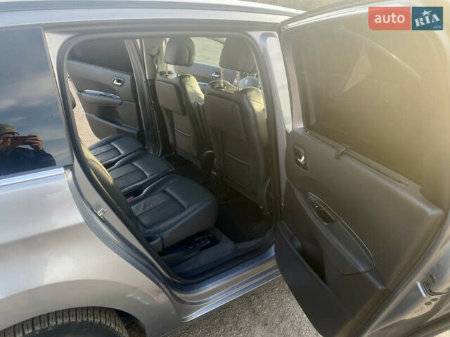 Серый Пежо 5008, объемом двигателя 2 л и пробегом 315 тыс. км за 10299 $, фото 20 на Automoto.ua