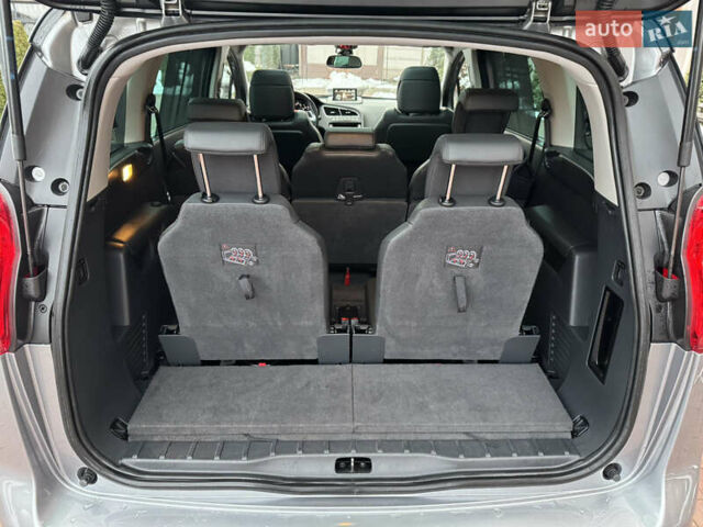 Сірий Пежо 5008, об'ємом двигуна 1.6 л та пробігом 223 тис. км за 10750 $, фото 122 на Automoto.ua