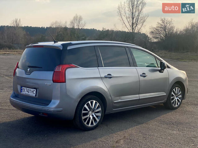 Серый Пежо 5008, объемом двигателя 2 л и пробегом 315 тыс. км за 10299 $, фото 6 на Automoto.ua