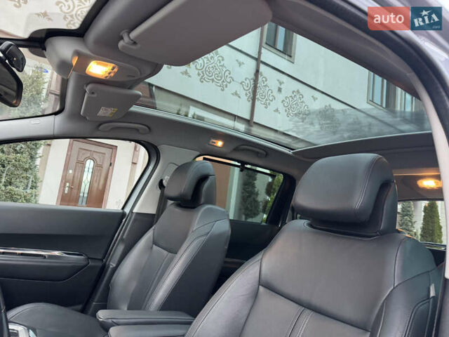 Сірий Пежо 5008, об'ємом двигуна 1.6 л та пробігом 223 тис. км за 10750 $, фото 4 на Automoto.ua