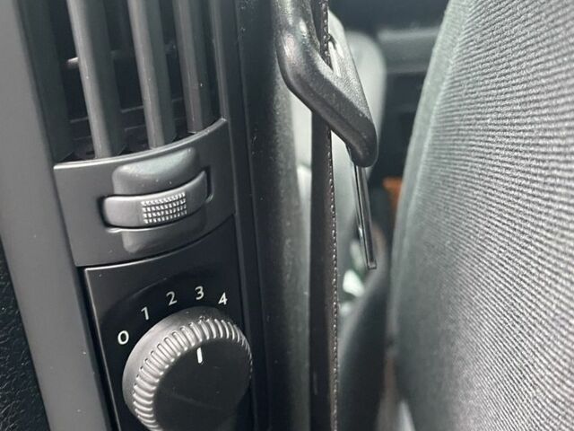 Серый Пежо 5008, объемом двигателя 2 л и пробегом 240 тыс. км за 12300 $, фото 18 на Automoto.ua