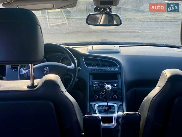Серый Пежо 5008, объемом двигателя 2 л и пробегом 315 тыс. км за 10299 $, фото 21 на Automoto.ua
