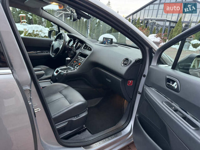 Сірий Пежо 5008, об'ємом двигуна 1.6 л та пробігом 223 тис. км за 10750 $, фото 92 на Automoto.ua