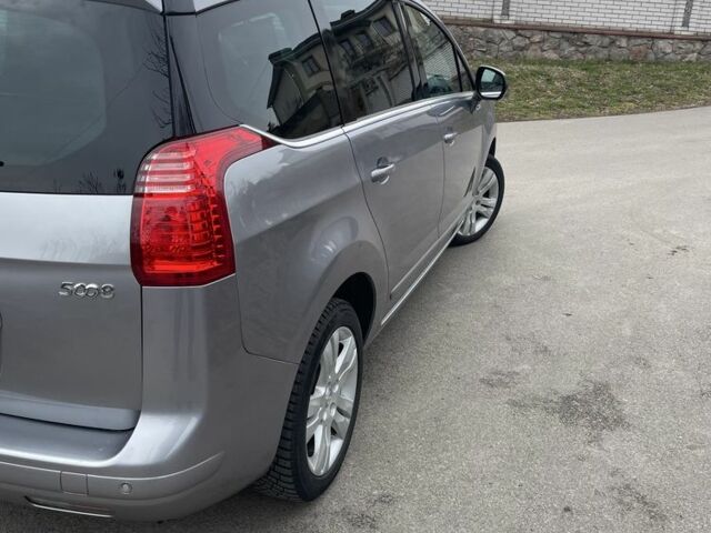 Серый Пежо 5008, объемом двигателя 2 л и пробегом 240 тыс. км за 12300 $, фото 2 на Automoto.ua