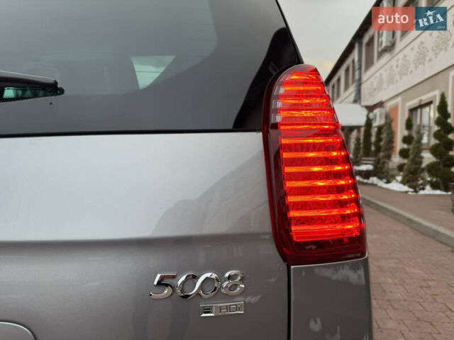 Сірий Пежо 5008, об'ємом двигуна 1.6 л та пробігом 223 тис. км за 10750 $, фото 55 на Automoto.ua
