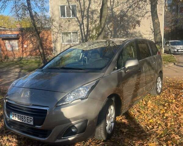 Сірий Пежо 5008, об'ємом двигуна 1.56 л та пробігом 210 тис. км за 10500 $, фото 7 на Automoto.ua