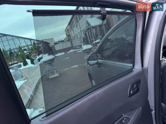 Сірий Пежо 5008, об'ємом двигуна 1.6 л та пробігом 223 тис. км за 10750 $, фото 112 на Automoto.ua