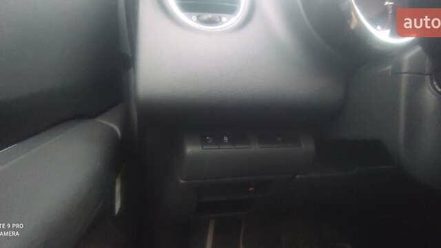 Серый Пежо 5008, объемом двигателя 1.56 л и пробегом 193 тыс. км за 10350 $, фото 17 на Automoto.ua