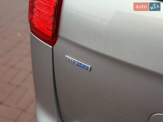 Сірий Пежо 5008, об'ємом двигуна 1.6 л та пробігом 200 тис. км за 12300 $, фото 10 на Automoto.ua