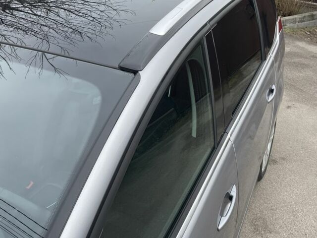 Серый Пежо 5008, объемом двигателя 2 л и пробегом 240 тыс. км за 12300 $, фото 8 на Automoto.ua