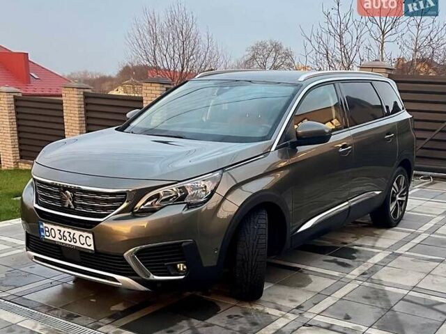Сірий Пежо 5008, об'ємом двигуна 1.6 л та пробігом 222 тис. км за 21000 $, фото 2 на Automoto.ua