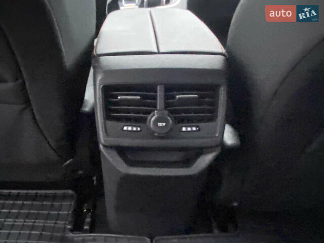 Сірий Пежо 5008, об'ємом двигуна 1.6 л та пробігом 221 тис. км за 21500 $, фото 29 на Automoto.ua