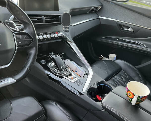 Сірий Пежо 5008, об'ємом двигуна 2 л та пробігом 145 тис. км за 27000 $, фото 17 на Automoto.ua