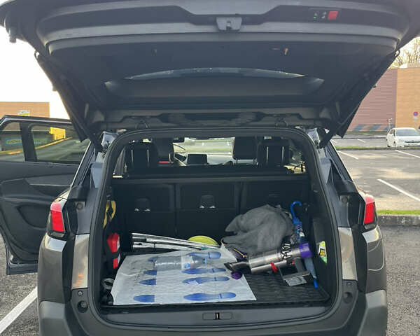 Сірий Пежо 5008, об'ємом двигуна 2 л та пробігом 145 тис. км за 27000 $, фото 28 на Automoto.ua