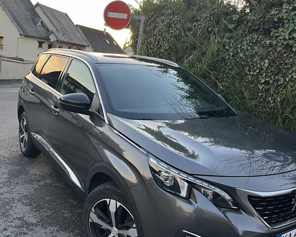Сірий Пежо 5008, об'ємом двигуна 2 л та пробігом 145 тис. км за 27000 $, фото 1 на Automoto.ua