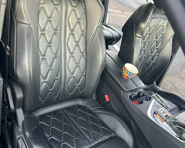 Сірий Пежо 5008, об'ємом двигуна 2 л та пробігом 145 тис. км за 27000 $, фото 29 на Automoto.ua