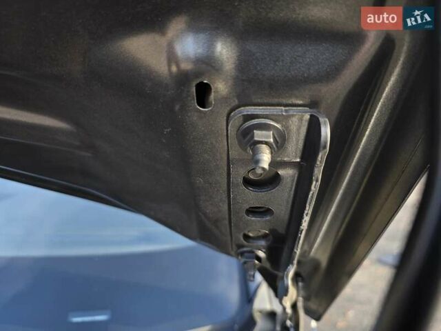 Сірий Пежо 5008, об'ємом двигуна 0 л та пробігом 137 тис. км за 25999 $, фото 63 на Automoto.ua