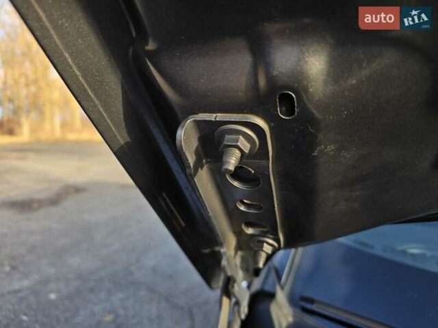 Сірий Пежо 5008, об'ємом двигуна 0 л та пробігом 137 тис. км за 25999 $, фото 62 на Automoto.ua