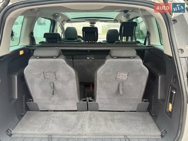 Пежо 5008 2009 в Львове на Automoto.ua Серый Пежо 5008, объемом двигателя 1.6 л и пробегом 267 тыс. км за 6900 $, фото 23 на Automoto.ua