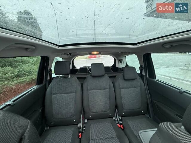 Пежо 5008 2009 в Львове на Automoto.ua Серый Пежо 5008, объемом двигателя 1.6 л и пробегом 267 тыс. км за 6900 $, фото 11 на Automoto.ua