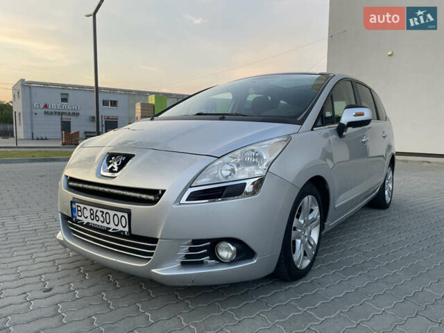 Сірий Пежо 5008, об'ємом двигуна 2 л та пробігом 337 тис. км за 9000 $, фото 1 на Automoto.ua