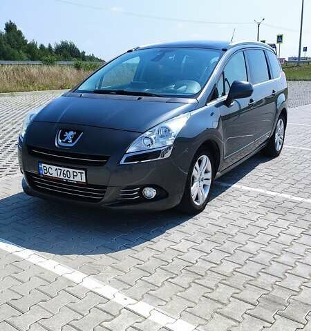 Серый Пежо 5008, объемом двигателя 1.56 л и пробегом 292 тыс. км за 7800 $, фото 3 на Automoto.ua