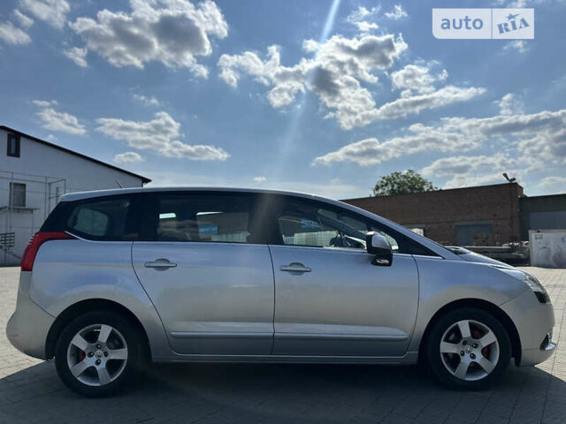 Серый Пежо 5008, объемом двигателя 1.56 л и пробегом 271 тыс. км за 6850 $, фото 22 на Automoto.ua