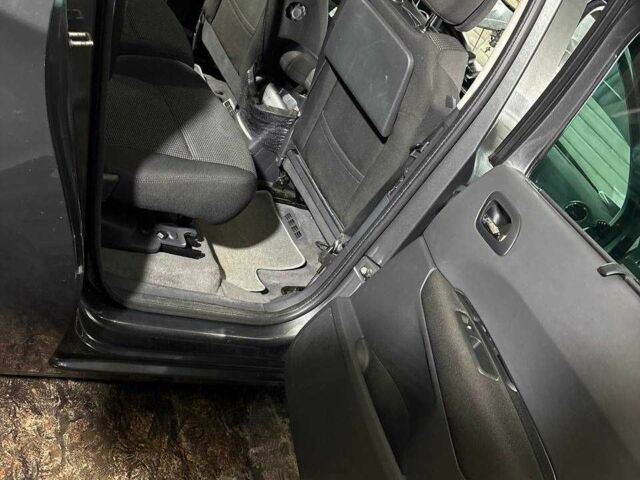 Сірий Пежо 5008, об'ємом двигуна 1.6 л та пробігом 179 тис. км за 6500 $, фото 21 на Automoto.ua