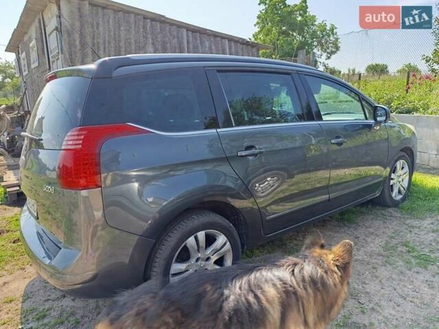Сірий Пежо 5008, об'ємом двигуна 1.6 л та пробігом 270 тис. км за 9000 $, фото 2 на Automoto.ua