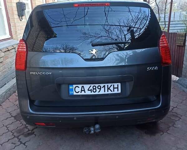 Серый Пежо 5008, объемом двигателя 1.6 л и пробегом 212 тыс. км за 7100 $, фото 8 на Automoto.ua
