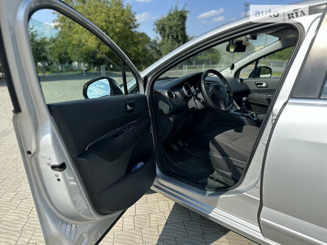 Серый Пежо 5008, объемом двигателя 1.56 л и пробегом 271 тыс. км за 6850 $, фото 38 на Automoto.ua