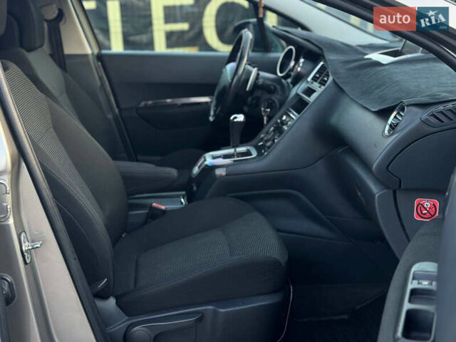 Серый Пежо 5008, объемом двигателя 1.56 л и пробегом 268 тыс. км за 7290 $, фото 18 на Automoto.ua