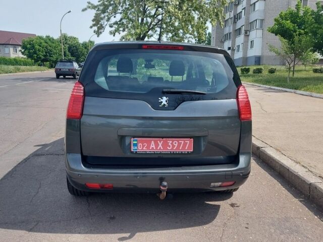 Серый Пежо 5008, объемом двигателя 0 л и пробегом 1 тыс. км за 8100 $, фото 2 на Automoto.ua