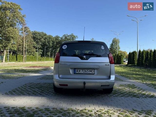 Сірий Пежо 5008, об'ємом двигуна 1.56 л та пробігом 252 тис. км за 7300 $, фото 4 на Automoto.ua
