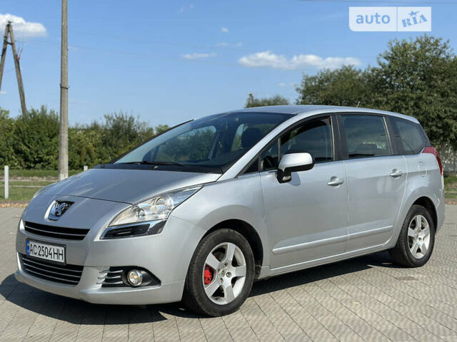 Серый Пежо 5008, объемом двигателя 1.56 л и пробегом 271 тыс. км за 6850 $, фото 2 на Automoto.ua