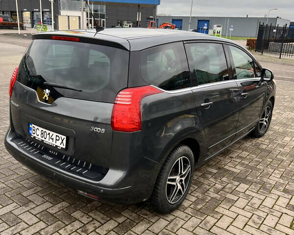 Серый Пежо 5008, объемом двигателя 1.6 л и пробегом 168 тыс. км за 6381 $, фото 5 на Automoto.ua