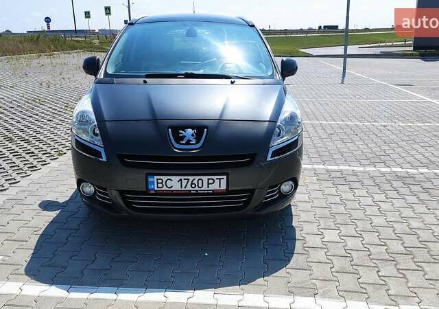 Серый Пежо 5008, объемом двигателя 1.56 л и пробегом 292 тыс. км за 7800 $, фото 5 на Automoto.ua