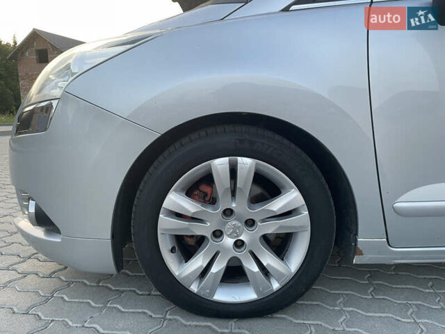 Сірий Пежо 5008, об'ємом двигуна 2 л та пробігом 337 тис. км за 9000 $, фото 35 на Automoto.ua