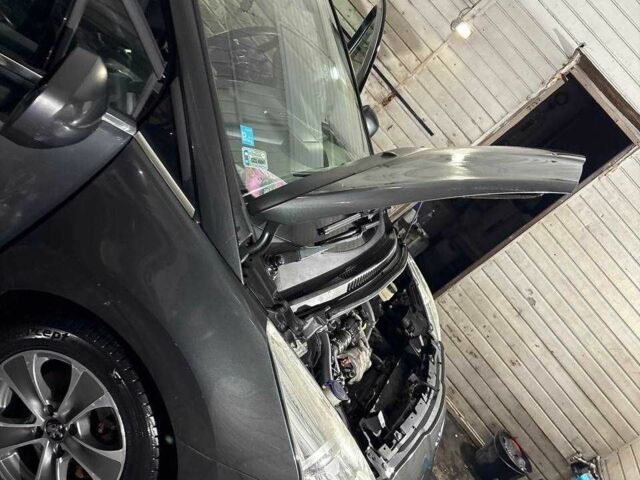 Сірий Пежо 5008, об'ємом двигуна 1.6 л та пробігом 179 тис. км за 6500 $, фото 3 на Automoto.ua