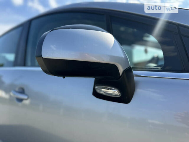 Серый Пежо 5008, объемом двигателя 1.56 л и пробегом 271 тыс. км за 6850 $, фото 11 на Automoto.ua