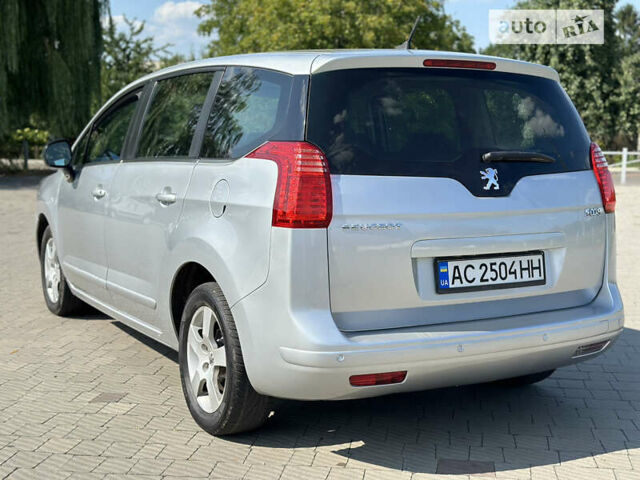 Серый Пежо 5008, объемом двигателя 1.56 л и пробегом 271 тыс. км за 6850 $, фото 20 на Automoto.ua