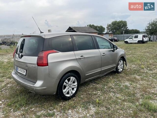 Серый Пежо 5008, объемом двигателя 1.56 л и пробегом 445 тыс. км за 4800 $, фото 1 на Automoto.ua