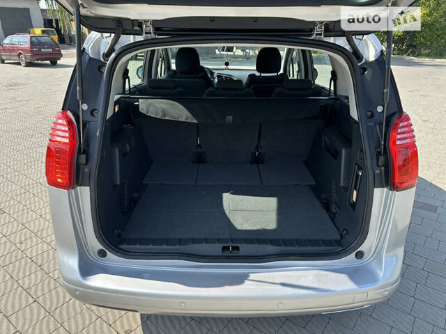 Серый Пежо 5008, объемом двигателя 1.56 л и пробегом 271 тыс. км за 6850 $, фото 34 на Automoto.ua