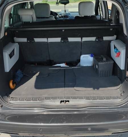 Серый Пежо 5008, объемом двигателя 1.56 л и пробегом 292 тыс. км за 7800 $, фото 33 на Automoto.ua