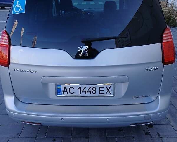 Серый Пежо 5008, объемом двигателя 2 л и пробегом 264 тыс. км за 9900 $, фото 15 на Automoto.ua