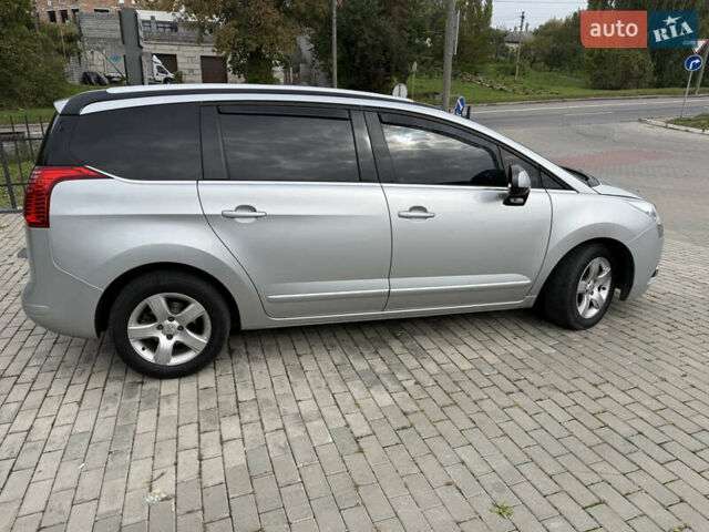 Серый Пежо 5008, объемом двигателя 2 л и пробегом 306 тыс. км за 8800 $, фото 5 на Automoto.ua